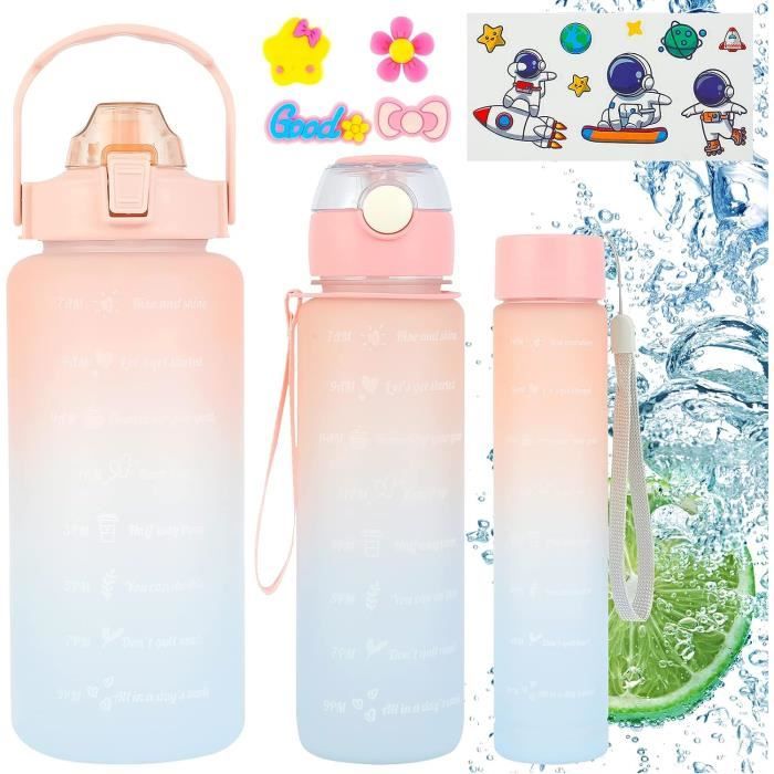 3 Pcs Gourde Pliable 700ML Gourde Souple Running Avec Mousqueton Réutilisable, Bouteille D'Eau Pliable Sans BPA Pour Course à Pied, Randonnée, Camping, Escalade, Voyage, Gym Et Activités Extérieures