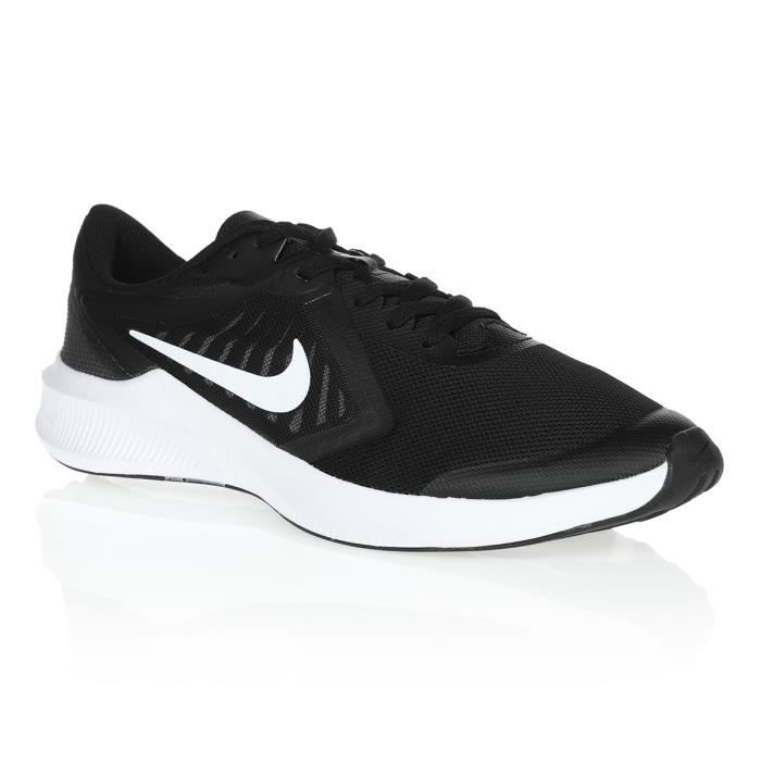 NIKE Baskets Downshifter 10 Noir/Blanc Femme