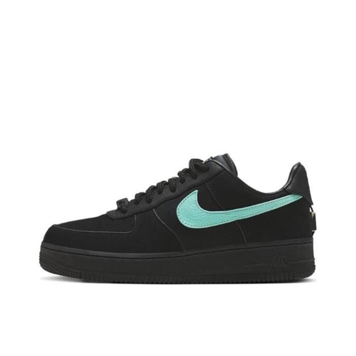 Nike bleu et noir 2025