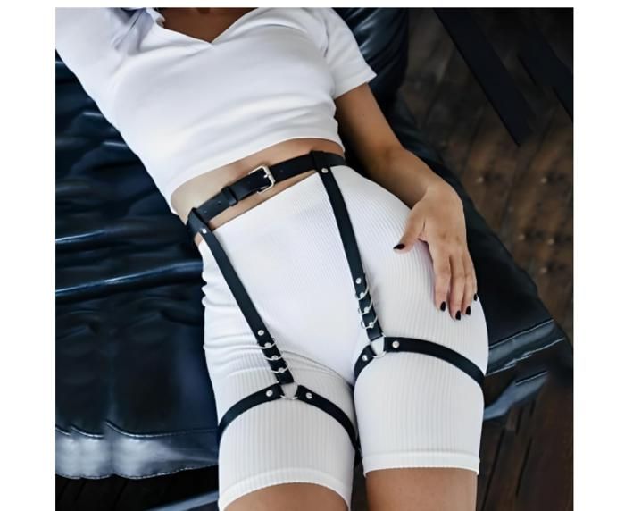 Chaîne De Cuisse Punk En Cuir PU - Accessoire Rave Réglable Pour Femmes
