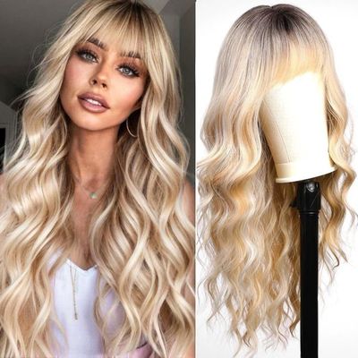 Perruque Blonde Ondulée Avec Frange - Longueur 26 Pouces (66 Cm), Synthétique, Taille M - Neuf Avec étiquettes, Style Naturel