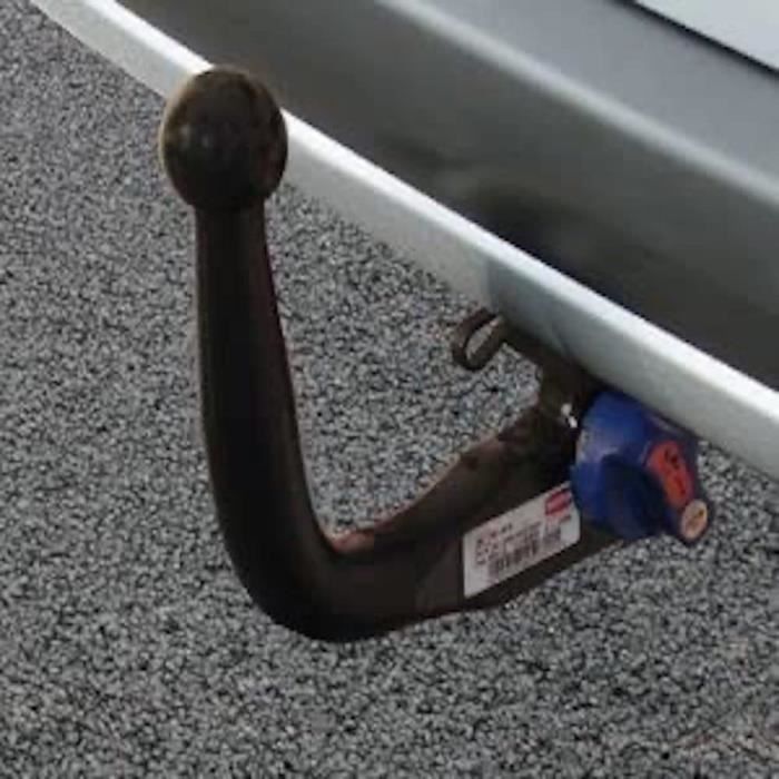 thumbnail interactive-video image 1 of Witter ZX704 Tow Bar Mounted 4 / Four Bike Cycle Carrier Pure Instinct 1 of 9