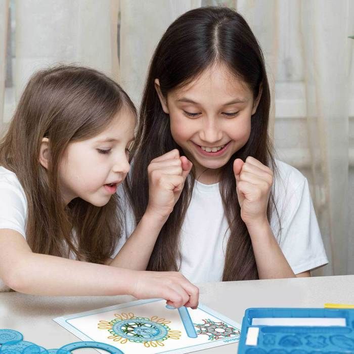 Kit créatif - PARTY TOWN - Spirograph Deluxe - 47 pièces - Mandala - Pour enfants à partir de 8 ans - Beaux-Arts et Loisirs créatifs