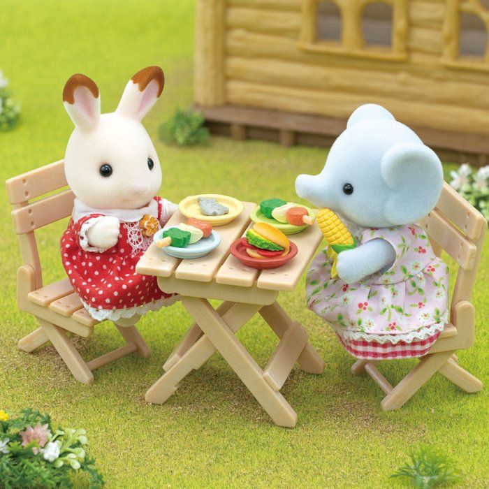 La fille éléphant et son set de pique-nique ⅠⅠ Sylvanian ⅠⅠ Cailloux Bleus