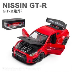 VOITURE - CAMION Boîte en mousse rouge - Nissan GTR R35 Diecasts Jouets de voiture de sport pour enfants, 1:24, véhicules en m