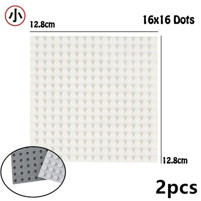 LATERN 16 Pièces Plaques de Base Classiques en Briques de Construction, 12,5CM x 25CM Grandes Plaques de Construction 16 x 32 Goujons Panneaux de Construction Empilables - 100% Compatible (4 Couleurs