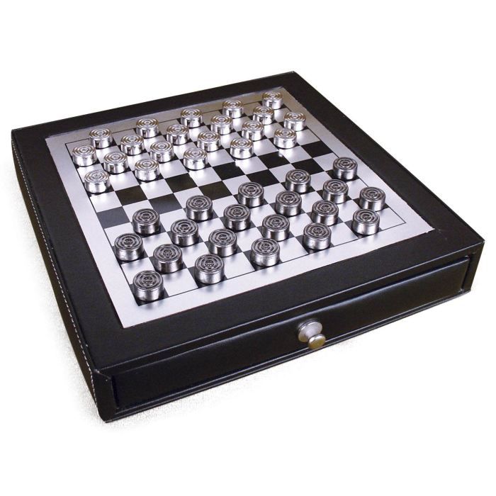 Coffret de jeux anciens on Gens de Confiance