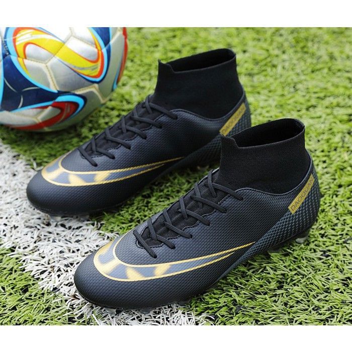 Chaussures De Football Ryal - Crampons Fixes - Noir - Artisanales Italie - Histoire Du Caoutchouc