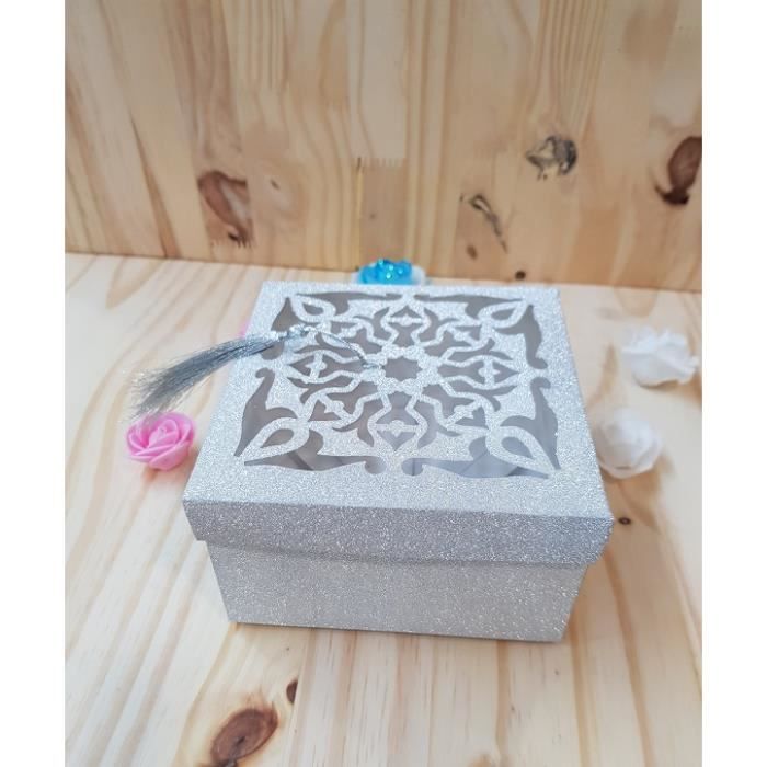 Boite A Gateau Avec Pompon Coulure Argente Pour Mariage Ou Bapteme X25 Cdiscount Maison Boite A Gateau Avec Pompon Coulure Argente Pour Mariage Ou Bapteme X25 Cdiscount Maison