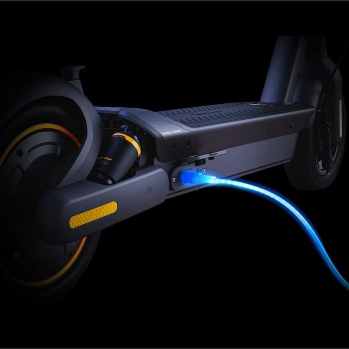 Trottinette électrique – Segway-Ninebot MAX G2 E – 70 km d'autonomie – 900W  – clignotants et pneus anticreuvaison - Cdiscount Sport