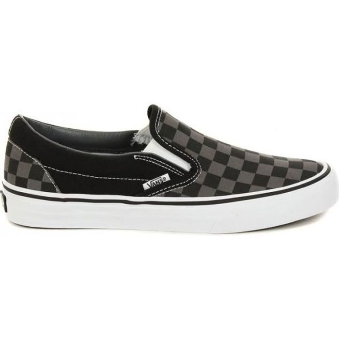slip on skate shoes