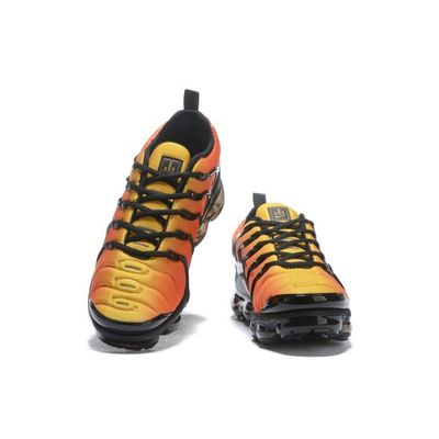 vapormax plus orange black