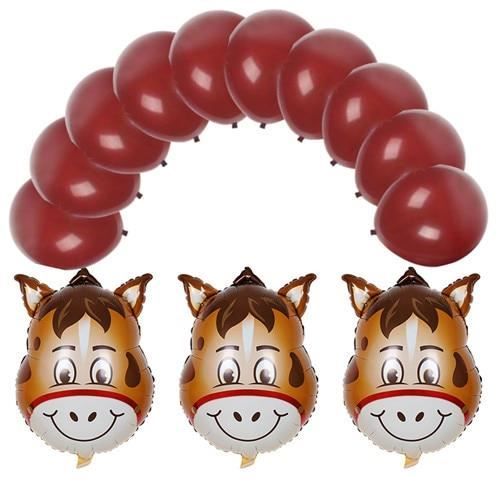 16e Anniversaire Avec De Beaux Chiffres Roses | Vecteur Premium