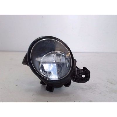 PIECES AUTO D'OCCASION - 8200002469 -   FEUX - PHARES  - FEUX - PHARE  ANTIBROUILLARD AVANT GAUCHE RENAULT CLIO II PH.2 - E1-354812