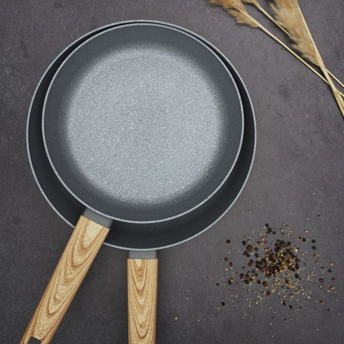Poêle - COOK CONCEPT - FORGE - Aluminium - Manche Effet Bois - Marron et Gris