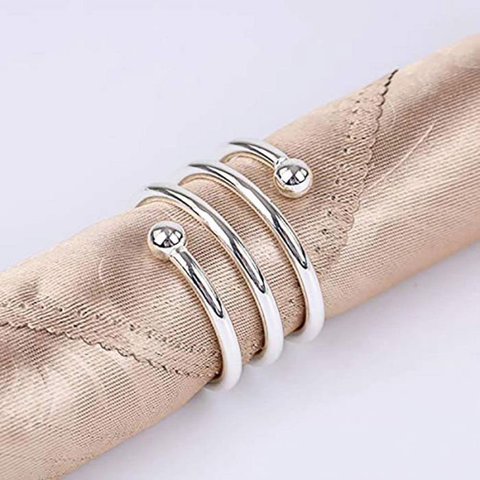 6 Ronds de Serviette en Métal Rond de Serviette Perle Anneau de Boucle Élégant pour Mariage Banquet Festival ou Accessoire de Décoration de Table au Quotidien(Argent 6 Ronds de Serviette en Métal Rond de Serviette Perle Anneau de Boucle Élégant pour Mariage Banquet Festival ou Accessoire de Décoration de Table au Quotidien(Argent