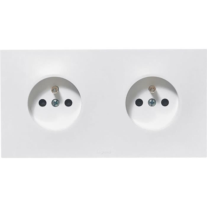 Plaque De Protection Fender Strat SQ Précâblée - 11 Trous Avec Micros SSH Noirs + Accessoires