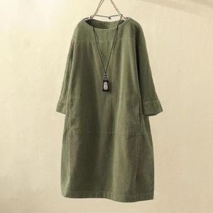 Robe en velours best sale cotelé