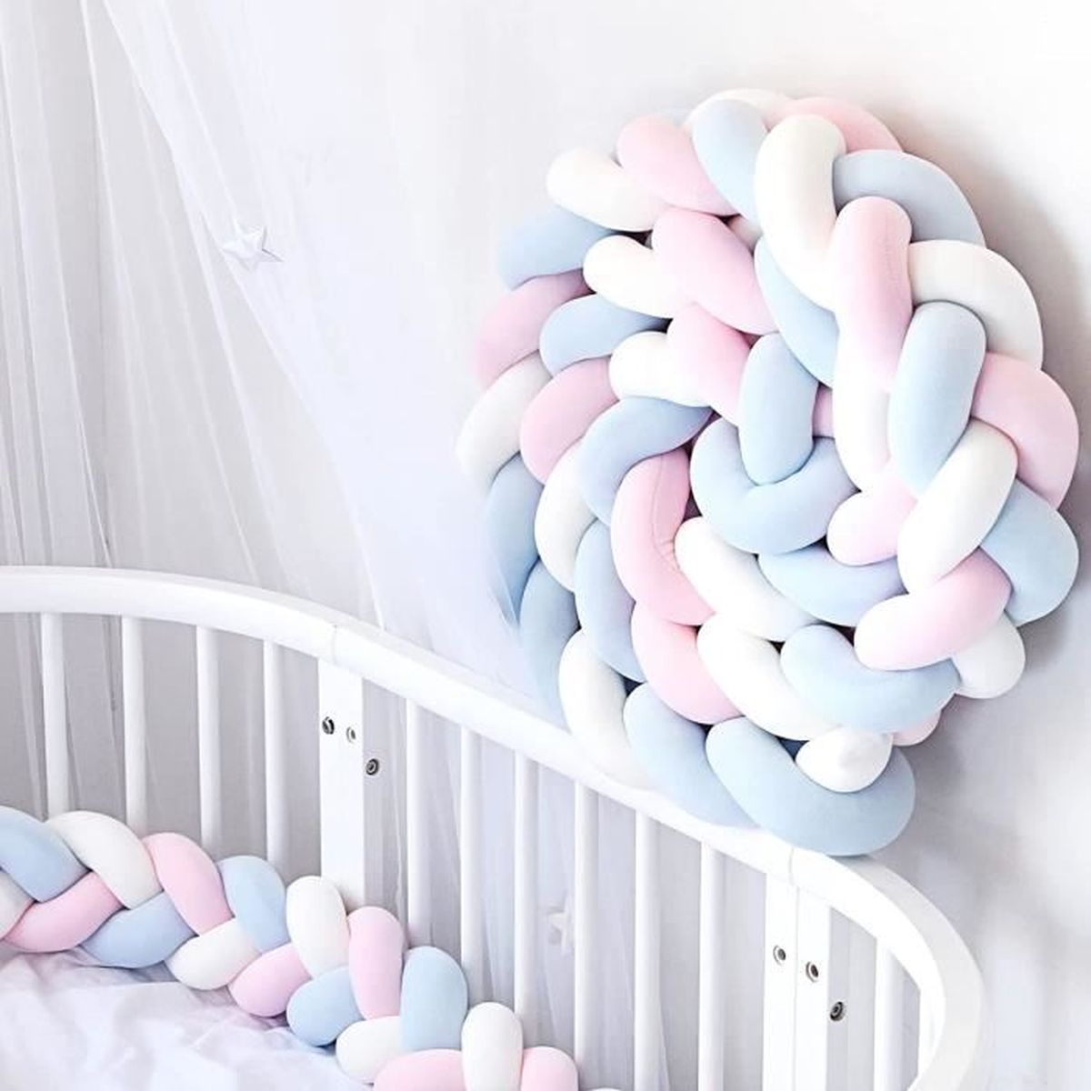 Tour De Lit Tresse Douce Tour De Lit Bebe 2m Avec Cordon D Attache Ideal Pour La Securite De Votre Bebe Rose Bleu Blanc Cdiscount Puericulture Eveil Bebe