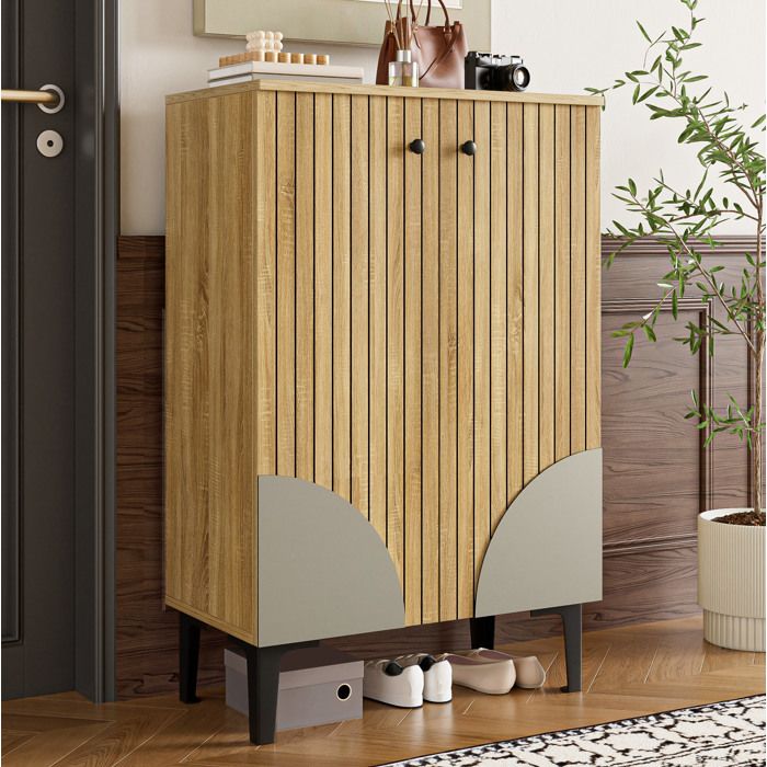 Meuble à chaussures 60 x 32 x 94 cm avec portes étagères dessus pratique pieds PVC noirs MDF naturel