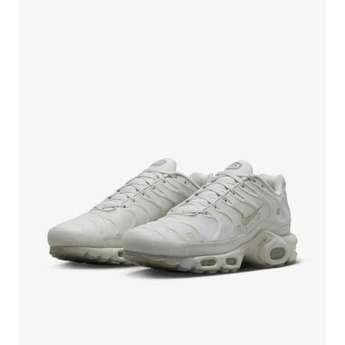 CHAUSSURES DE BASKET-BALL FD7855-002 A-COLD-WALL* Nike Air Max Plus Stone (Mens)