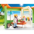 Playmobil City Life - Mon cabinet pédiatrique - Cabinet lumineux avec figurines et accessoires médicaux-3