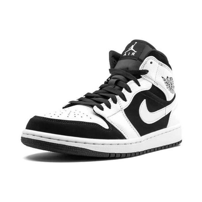 Jordan noir et blanche femme 2025