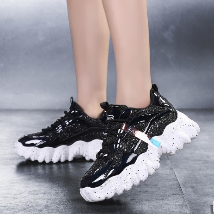 Grosses baskets sales femme