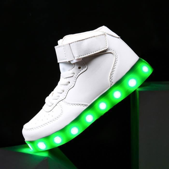 Chaussure sale enfant montante