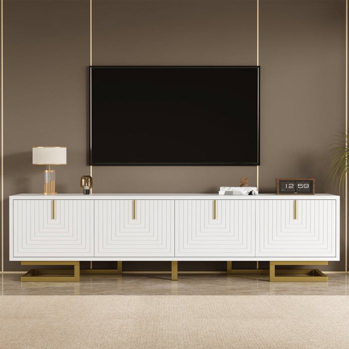 Meuble tv bas avec portes structurées pieds et poignées dorés style chic et contemporain