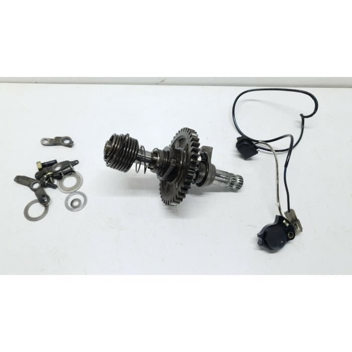 Axe de kick Arbre de kick Suzuki 600 DR 1989 Réf 2621114A01000