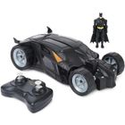 BATMAN - BATMOBILE RC 1-20 + FIGURINE articulée 10 CM Batman