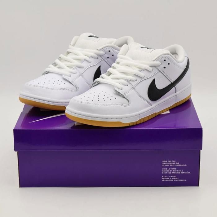 CHAUSSURES DE BASKET-BALL CD2563-101 Nike Dunk Low SB White Gum Black Gum Light Brown (Mens)