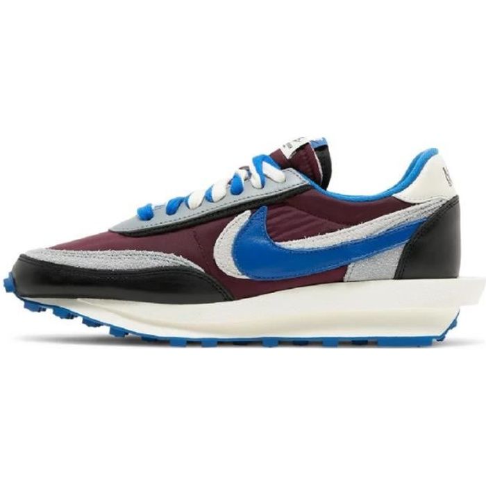 Basket Nike LD WAFFLE SACAI - Réf. DJ4877-600. Couleur : Bordeaux, Bleu,  Blanc, Noir. Détails. - Tige en cuir suède. - Fermeture à Bordeaux -  Cdiscount Chaussures