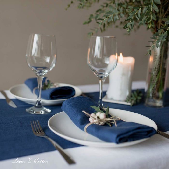 4 Serviettes De Table En Tissu Hygge 100 Lin Bleu Fonc 32x32 Cm 4-serviettes-de-table-en-tissu-hygge-100-lin-bleu-fonc-32x32-cm