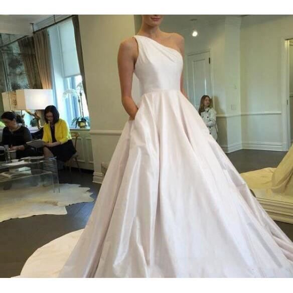 Robes de mariée pret a porter deals