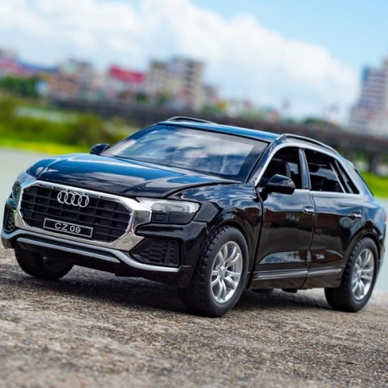 Modèle Réduit Audi Q7 1/32 En Alliage Moulé Sous Pression - Neuf, Fabrication 2023 - Jouet Ou Collection