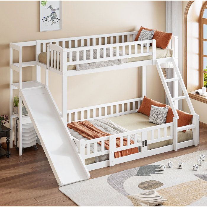 Lit superposé enfant 140x200 cm avec toboggan échelle et garde-corps rangements étagères pin blanc