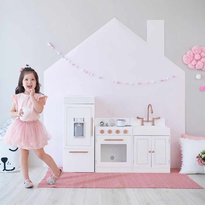 Teamson Kids Cuisine En Bois Chêne – Jeu D’imitation Avec 14 Accessoires, Douchette, Glaçons, Boutons Clic, Crochets, étagères – Dès 3 Ans