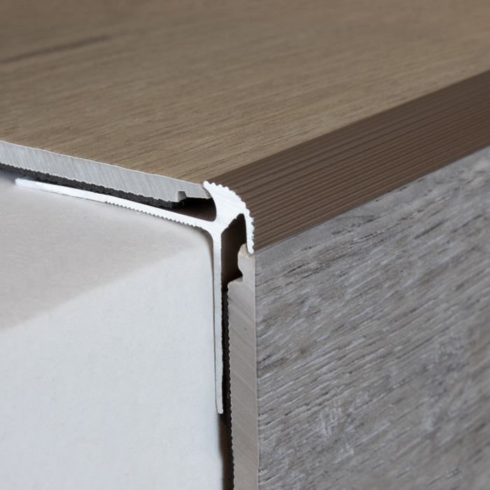 PROVISTON Profil Nez De Marche Profilé D'angle En Aluminium 40x30x1000mm Argent | Leroy Merlin