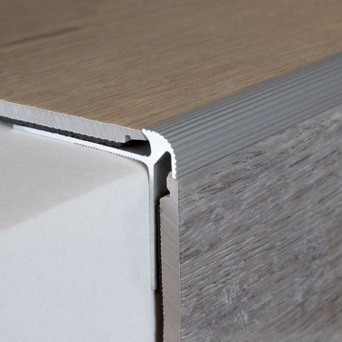 Mini Cornière Acier 16.5 X 3.5 X 2700 Mm PROVISTON - Nez De Marche Non Percé, Finition Mat, Made In Germany
