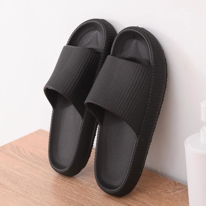 Claquette 2025 pour homme