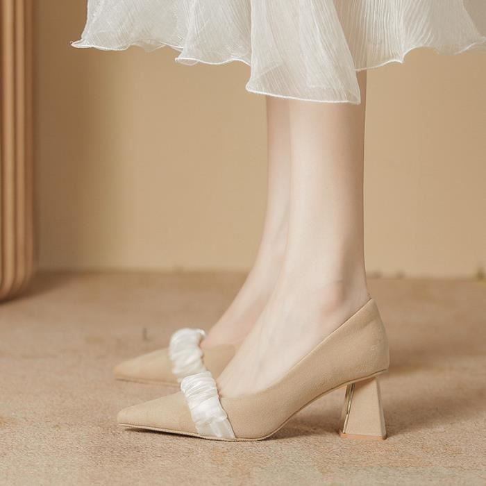 Escarpins Daim Beige Pointe Vintage Haute qualite Doux Elegant Talon 6cm G258 Achat Vente Escarpins Daim Beige Pointe Vintage Haute qualite Doux Elegant Talon 6cm G258 pas cher Cdiscount
