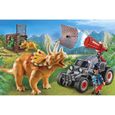 PLAYMOBIL Dinos - Bandit avec Tricératops - 59 pièces - The Explorers - Projette un filet-1