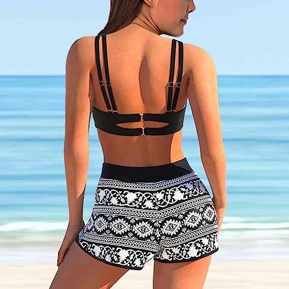 Femme avec deux pièces sales