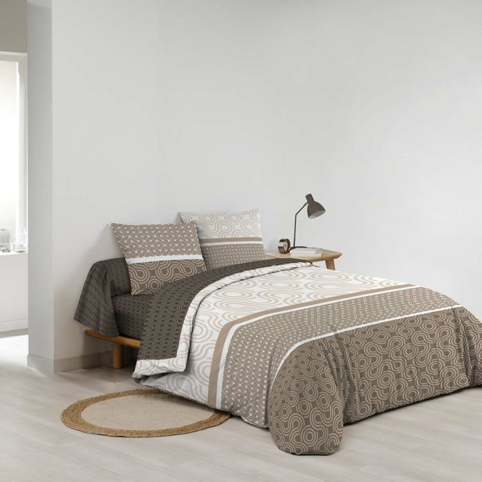 Parure de lit 6 pièces PACHA – 260 x 240 cm – 100% coton – 42 fils/cm² Parure de lit 6 pièces PACHA – 260 x 240 cm – 100% coton – 42 fils/cm²