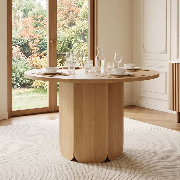 Table ronde en bois 120 × 120 cm pour 4 à 6 personnes design classique finition chêne adaptée au salon et à la salle à manger