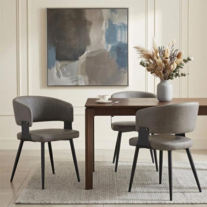 Lot de 2 Chaises PAVIA en Simili Cuir Gris Chaise de Salle à Manger et Cuisine Moderne Dossier Enveloppant Pieds en Métal Lot de 2 Chaises PAVIA en Simili Cuir Gris Chaise de Salle à Manger et Cuisine Moderne Dossier Enveloppant Pieds en Métal