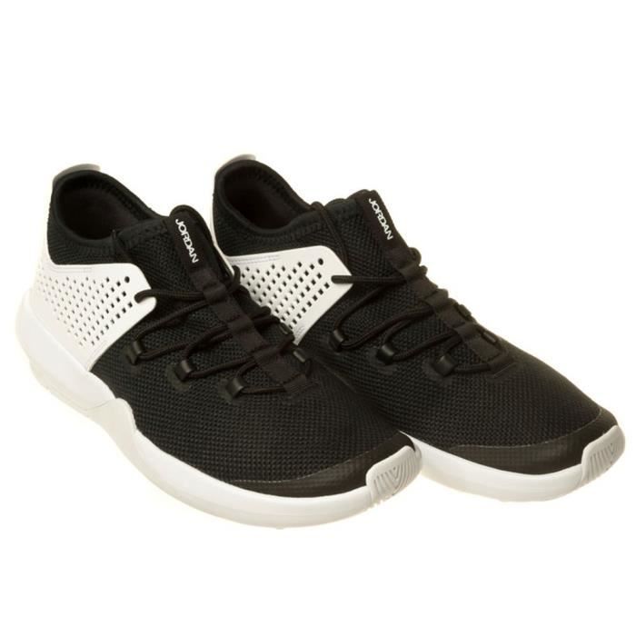 Nike jordan express top