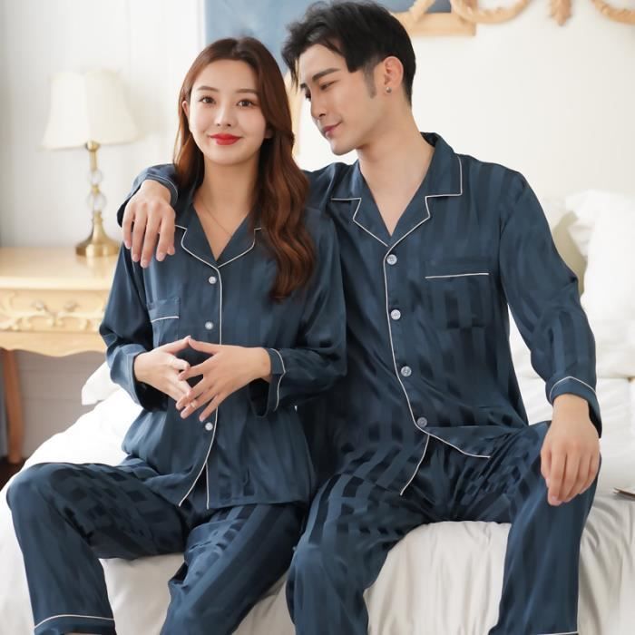 Pyjama en soie bleu électrique